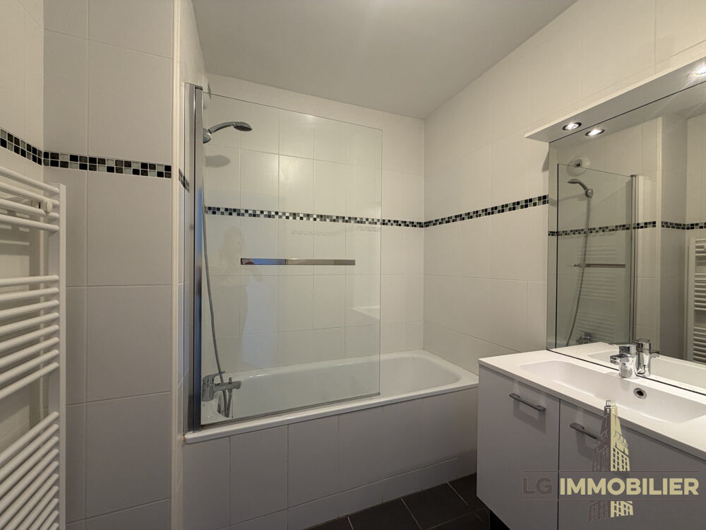 Vente Appartement HENRIVILLE - TYPE 5 AVEC TERRASSE ET DEUX PLACES DE PARKING Amiens