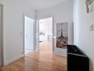  Appartement à louer 2 pièces 56 m²