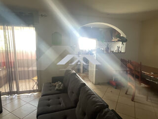  Immeuble � vendre 254 m�