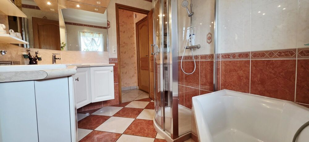 à vendre  Maison Saint-Quay-Perros (22700)