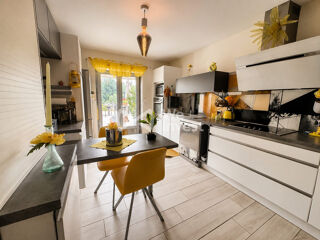  Maison � vendre 7 pi�ces 220 m�