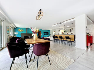  Maison à louer 5 pièces 179 m²