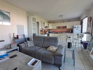  Appartement à louer 3 pièces 64 m²