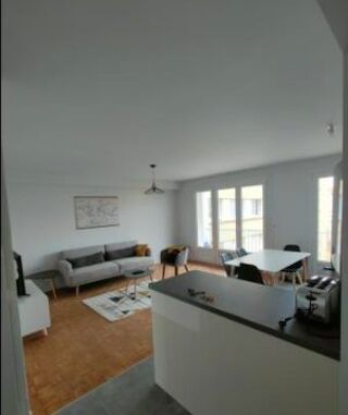  Colocation Demande5 pièces 82 m² Bron