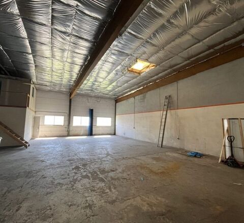Entrep&ocirc;t de 212 m&sup2; ! 950 87000 Limoges