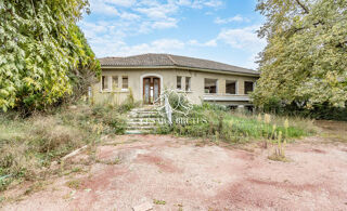  Maison  vendre 9 pices 230 m