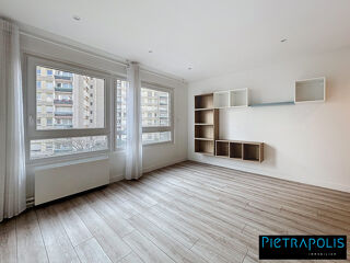  Appartement � vendre 5 pi�ces 88 m�