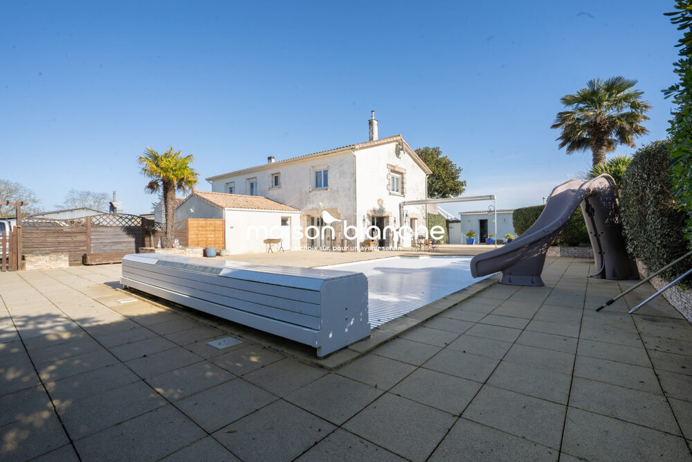 Vente Maison Grande Propriété à 5 mn de la mer Longeville-sur-mer