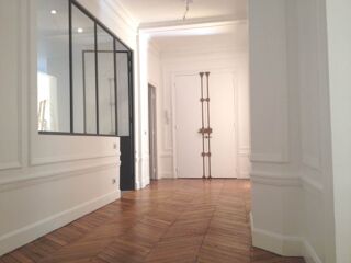  Appartement  louer 7 pices 231 m