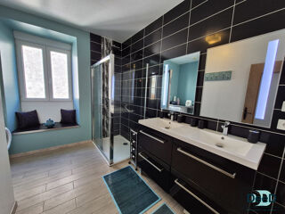  Maison � vendre 6 pi�ces 187 m�