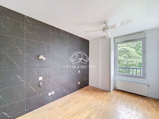  Appartement  vendre 4 pices 84 m