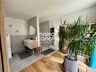  Maison � vendre 8 pi�ces 205 m�