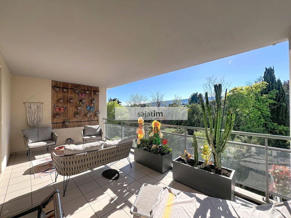 Vente Appartement superbe T3 de 75 m² avec TERRASSE de 22 m² La ciotat