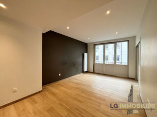  Appartement à louer 3 pièces 73 m²
