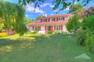  Maison à vendre 8 pièces 238 m²