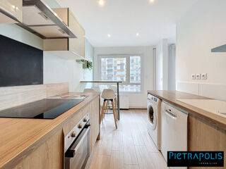  Appartement � vendre 5 pi�ces 88 m�