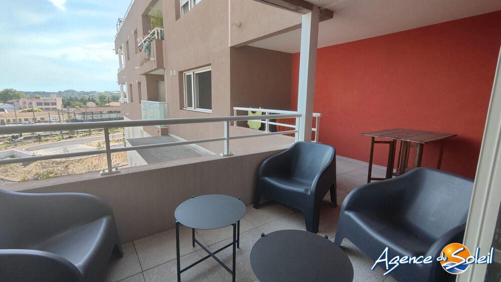 Studio avec terrasse et stationnement