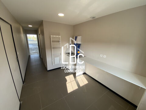   Châteaubriant - Local commercial 477 m² à louer 