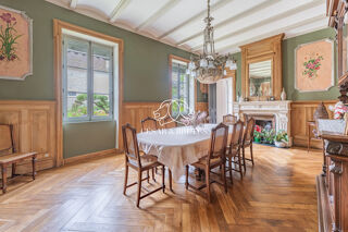  Maison  vendre 10 pices 460 m