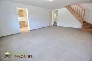  Maison à louer 4 pièces 127 m²