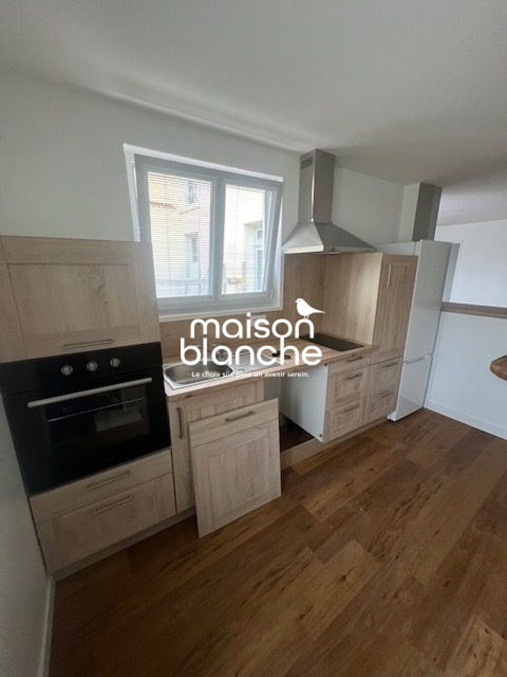 Location Appartement Studio meublé ST MAIXENT Saint-maixent-l'École