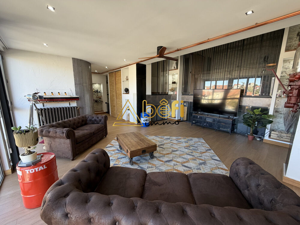 CLERMONT-FERRAND  Secteur RÉPUBLIQUE  LOFT 130 M² - PARK