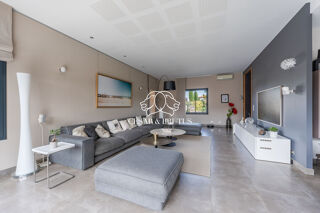  Maison � vendre 8 pi�ces 301 m�