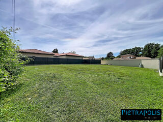  Terrain à vendre 565 m²