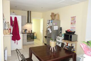  Appartement à louer 1 pièce 64 m²