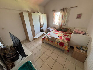  Immeuble � vendre 210 m�