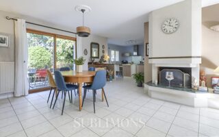  Maison à vendre 7 pièces 166 m²