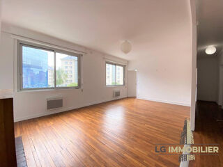  Appartement à louer 4 pièces 113 m²