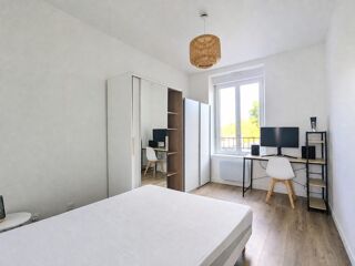  Appartement à louer 3 pièces 57 m²