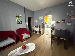  Immeuble � vendre 211 m�