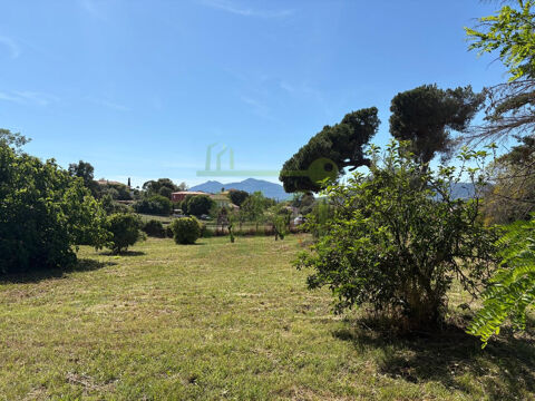   Terrain constructible 1 226 m² – Libre constructeur 