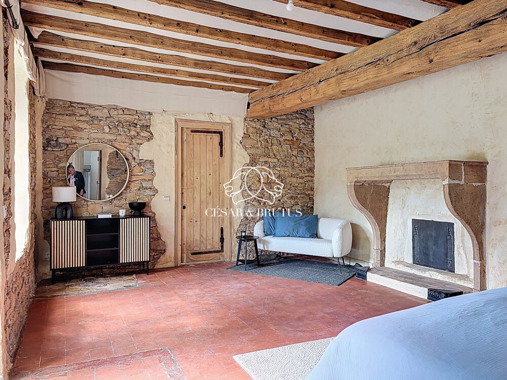Maison familiale à FLEURIEU SUR SAONE