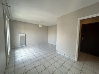  Appartement à louer 1 pièce 27 m²