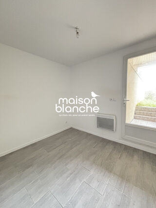  Immeuble � vendre 136 m�