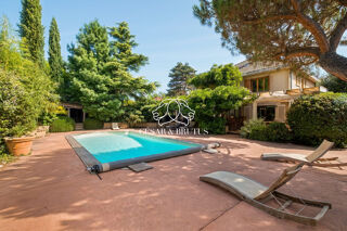  Maison  vendre 8 pices 308 m