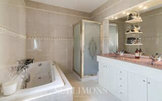  Maison à vendre 6 pièces 232 m²
