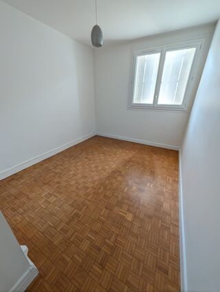  Appartement à louer 3 pièces 57 m²