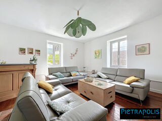  Maison  vendre 10 pices 268 m