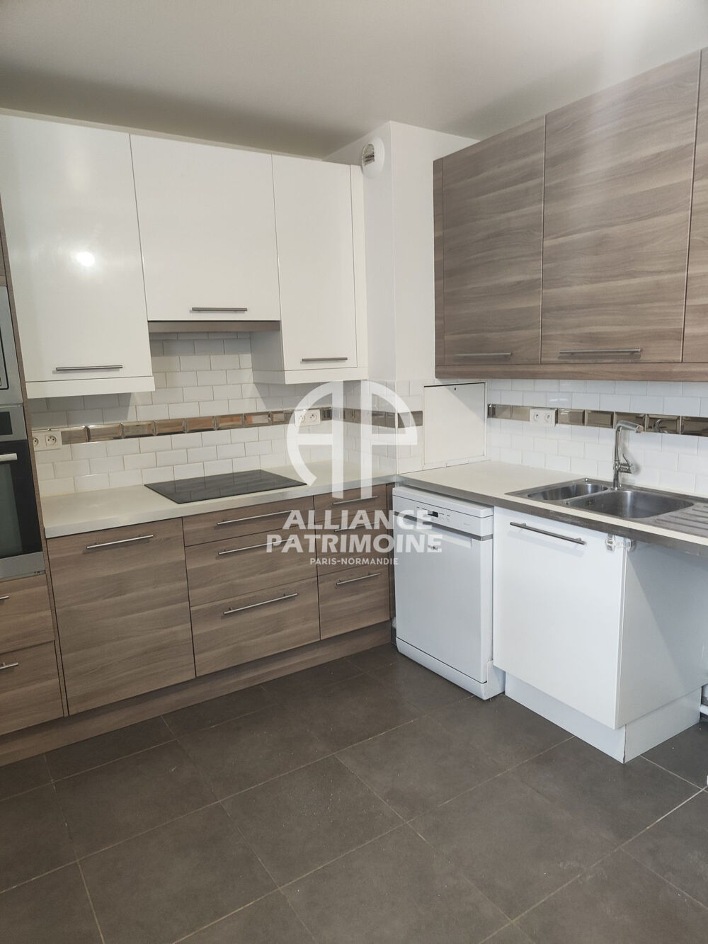 Location Appartement Rue RIVAY Levallois-perret