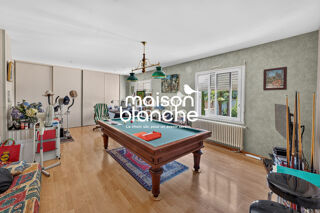  Maison à vendre 6 pièces 211 m²