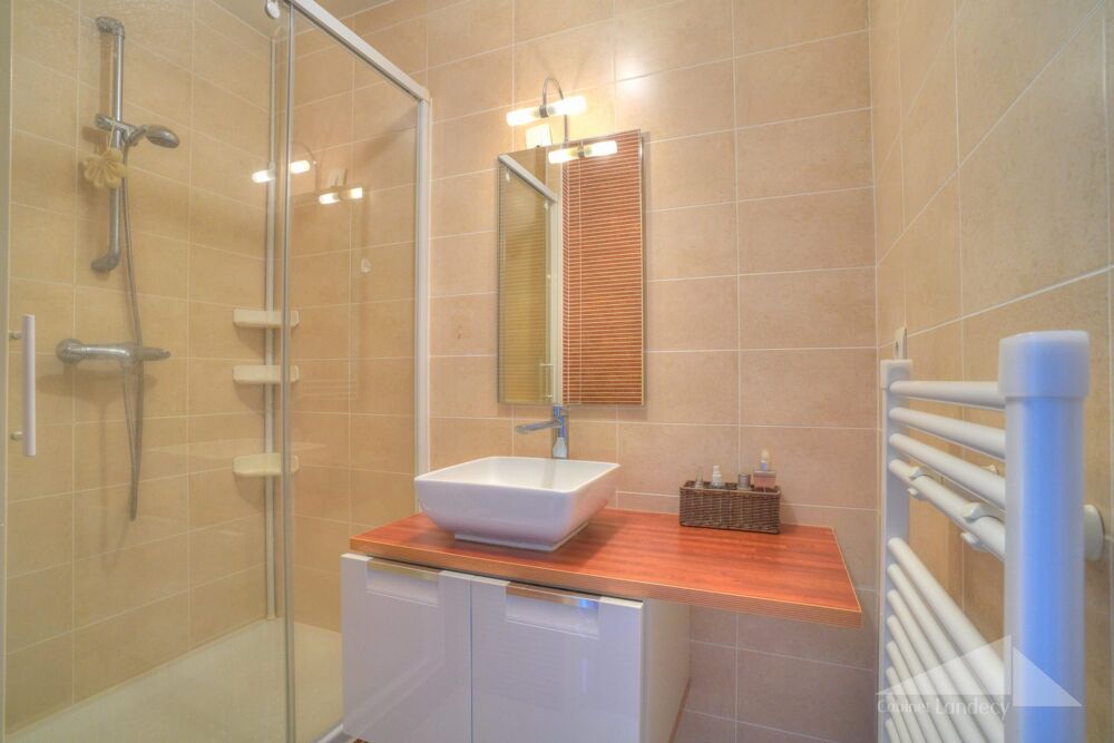 à vendre  Maison Prévessin-Moëns (01280)