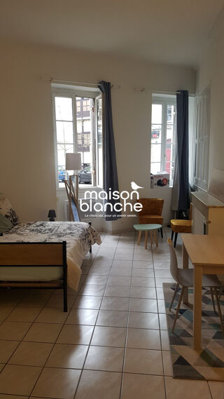  Appartement à louer 1 pièce 29 m²