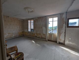  Immeuble � vendre 319 m�