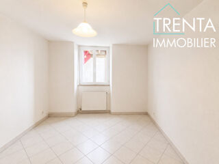  Appartement à louer 2 pièces 55 m²