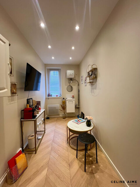 Local r&eacute;nov&eacute; 7 m&sup2; � M&eacute;tro Charenton &Eacute;coles 380 94410 Saint-maurice