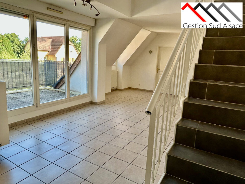 ENSISHEIM, JOLI DUPLEX 3 PIECES DE 66 M2, AU DERNIER ETAGE AVEC